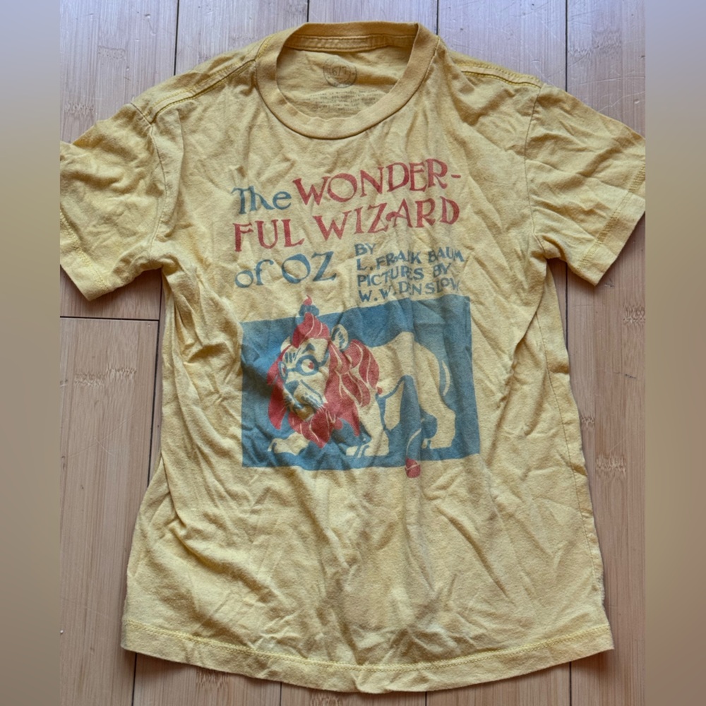 LIKE NEW! Out of Print Yellow 'Wizard of Oz' Kids Cotton Tee Shirt Sz 6-7